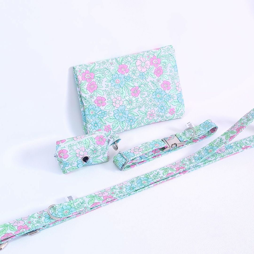 Protège-carnet de santé pour chiens et bébés, imperméable, facile à enfiler, stylé et artisanal français mode canine